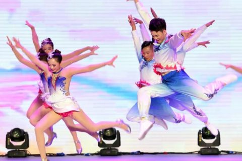 “中国梦·劳动美”第八届全国职工全健排舞大赛在西安隆重开幕