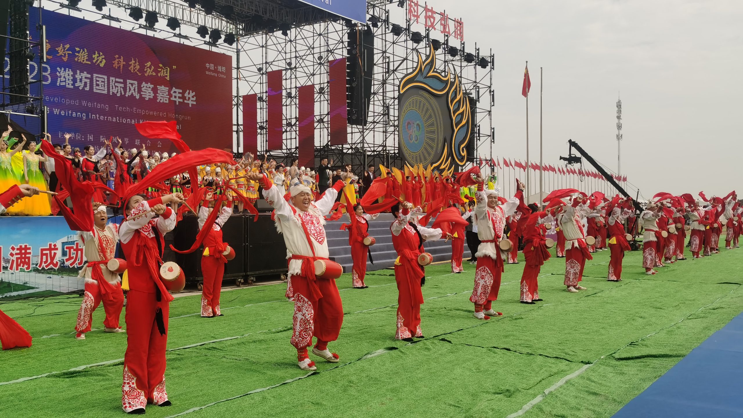 Interfața principală a NV Casino pe dispozitive mobile și desktop